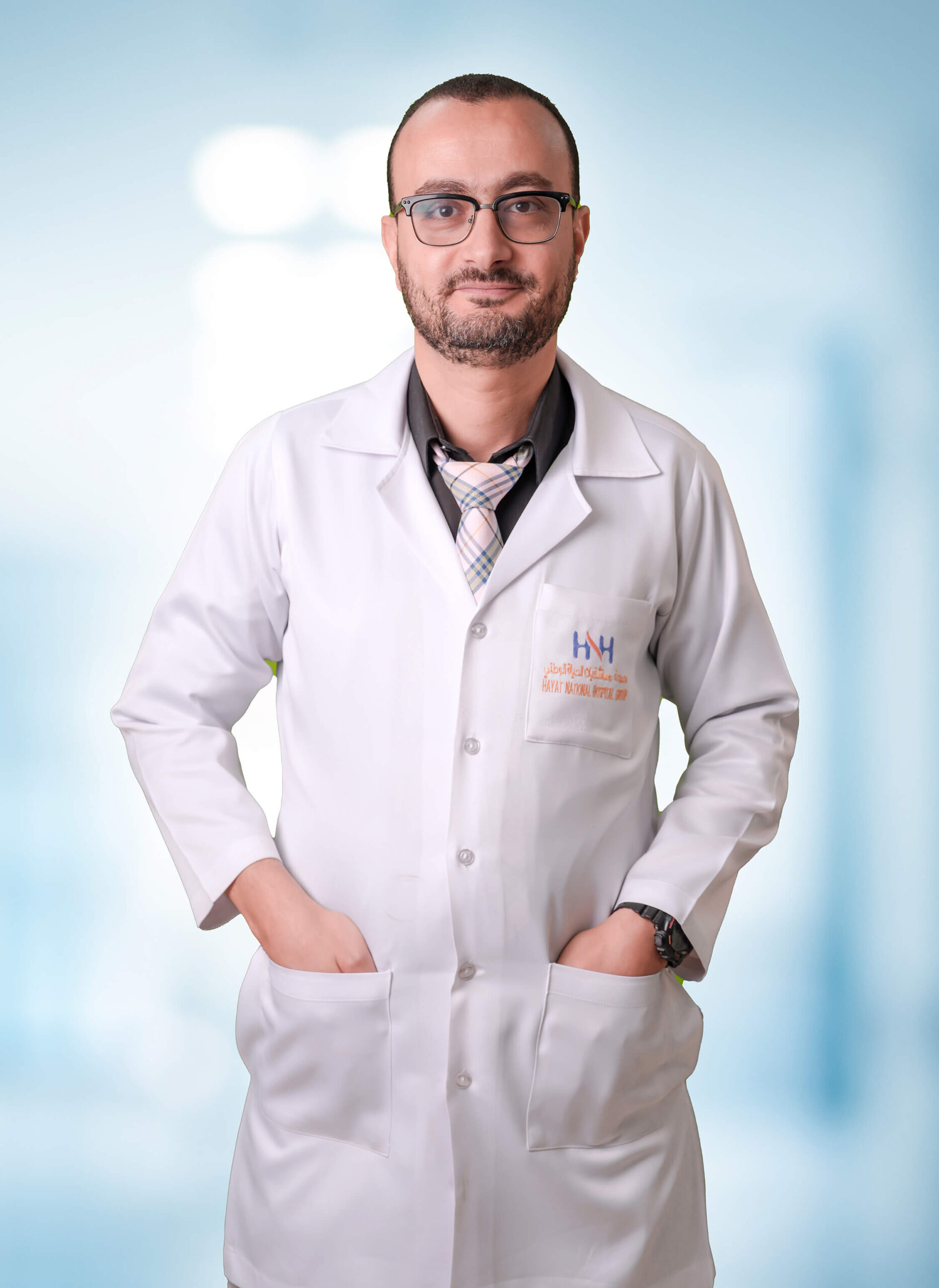 ابراهيم-الحسيني-طب-عيون_-scaled